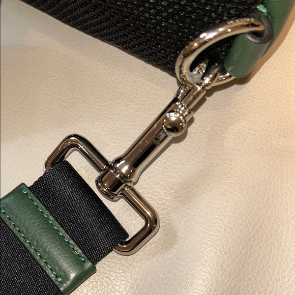 Coach NWOT Charles Varsity Stripe Men's Slingpack - Picture 9 of 17